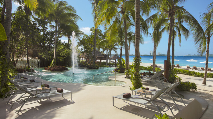 Dreams Sands Cancun Resort & Spa